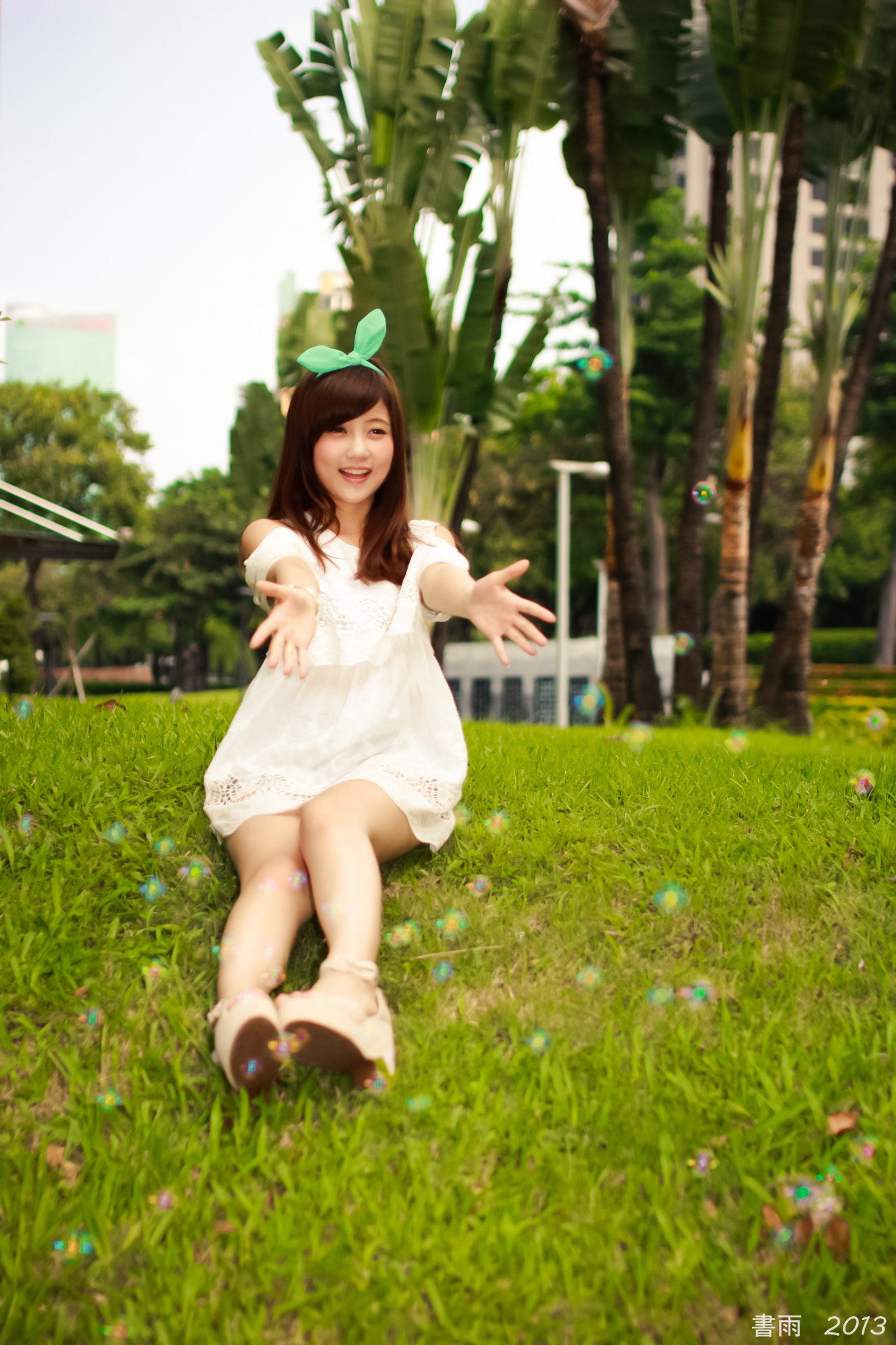 [Beautyleg番外篇]2013-09-14 敏敏国美馆外拍 1